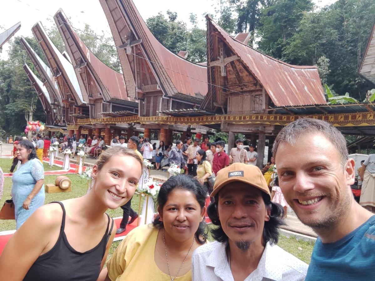 Отель Toraja Manubackpacker Рантепао Экстерьер фото